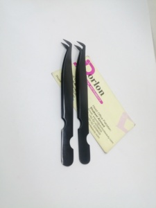 Pince à épiler professionnelle en acier inoxydable noir pour extensions de cils, avec logo personnalisé, testée à la main, pour volume - Product Image 3