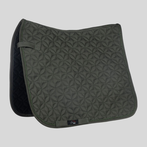 Vente en gros usine de tapis de selle écologiques à couleurs unies, dynamiques, avec doublure en polaire de laine, sangle de selle et rembourrage personnalisable avec logo - Product Image 2