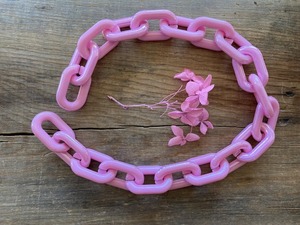 Cadena Decorativa de Resina para Pared, Arte Moderno de Eslabones Acrílicos para Decoración Elegante del Hogar y la Sala de Estar - Product Image 2