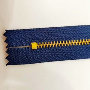 Fermeture éclair métallique en laiton pour jeans, accessoires de vêtements en gros, fermeture éclair personnalisée à extrémité fermée pour jeans - Product Image 5