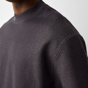 T-shirt à manches courtes pour homme, gris foncé, col rond, 100% coton, tricoté, décontracté, couleur unie, design simple, coupe classique - Product Image 3