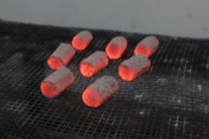 Cubo de cáscara de coco, el mejor producto, briqueta de carbón de coco, el mejor precio, hecho en Indonesia - Product Image 3