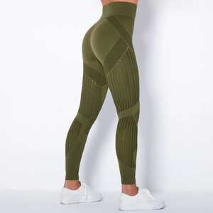 Conjunto de Yoga Elegante para Gimnasio, Conjunto de Yoga de Alta Calidad de Marca Privada para Mujer, Conjunto de Yoga Personalizado para Mujer, Conjunto de Yoga para Mujer a Bajo Precio - Product Image 3