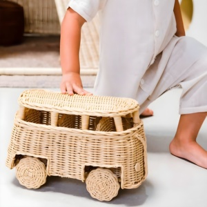 Juguete de Autobús de Ratán de Diseño Innovador para Niños, Venta al por Mayor, Mini Vehículo para Muñecas, Juguetes Ecológicos para Niños - Product Image 3