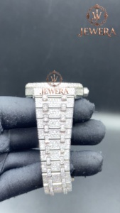 Best Quality Mossinate Stainless Steel Diamond <b>Watch</b> Durable Luxury Timepiece with Sparkling Diamond Accents Available <b>for</b> Sale - Product Image 4
