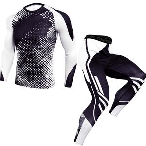 Ensemble de vêtements de compression Elite Sports pour hommes avec t-shirt anti-transpiration et leggings flexibles pour l'entraînement et l'exercice - Product Image 4