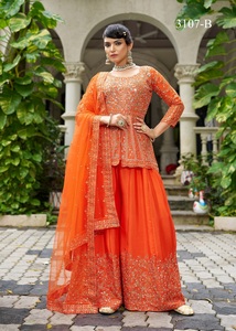 Portez des ensembles sharara au design attrayant pour les mariages, les festivals et toutes les occasions. Achetez directement auprès du fournisseur au prix de gros. - Product Image 5