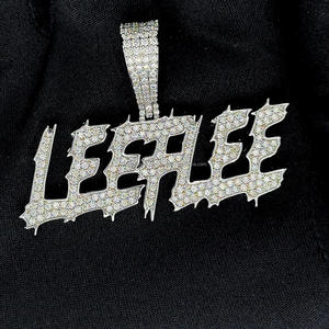 Bijoux personnalisés pour hommes Conception 3D Pendentif plaque signalétique en diamant Moissanite glacé Pendentif collier avec logo Hip Hop - Product Image 1