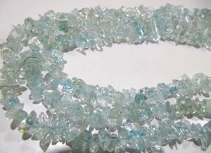 Perles de topaze bleue naturelle non taillées, forme libre, 34 pouces de long - Product Image 2