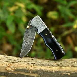 Cuchillo Plegable de Damasco Hecho a Mano Profesional de Alta Calidad con Funda de Bolsillo Personalizable, Soporte OEM y Mango de Madera – Cuchillo Utilitario - Product Image 3