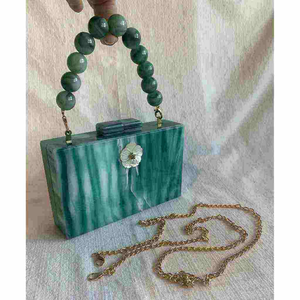 Bolso de Mano Cuadrado de Resina Pintado a Mano con Diseños de Flores y Modelos de Moda para Arte y Coleccionismo, Bolso de Resina por MULTI CRAFT - Product Image 2