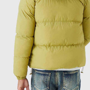 Veste matelassée à capuche pour homme, couleur vert olive, coupe-vent, manteau d'hiver, fermeture éclair, style décontracté, coupe régulière, rembourrage en polyester, tissu en toile tricotée - Product Image 4