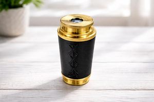 Télescope Nautique CH en Laiton Antique Plaqué Or avec Revêtement en Cuir Noir Forme Circulaire Finition Polie Porte-clés de Collection - Product Image 4