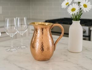 Ensemble de carafes en cuivre pour une utilisation haut de gamme à la maison, ensemble de service d'eau en métal avec verres, durable, réutilisable, vaisselle pour la salle à manger. - Product Image 2
