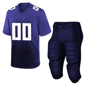 Conjunto de Camiseta y Pantalones Cortos de Fútbol para Hombre, Sublimados, de Manga Larga, Diseño Personalizado, Número y Nombre del Jugador, 100% Poliéster, Transpirable y de Secado Rápido - Product Image 1