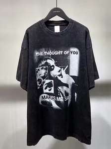 Camiseta Oversize Negra de Hombre con Estampado Gráfico, Lavado Ácido y Estilo Vintage, de Gran Gramaje, Venta al por Mayor OEM - Product Image 4