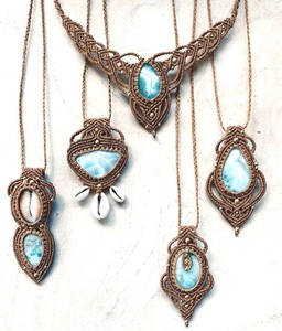 Pendentif Macramé Vintage Gris Foncé en Labradorite Super Flashy, Longueur Pierre Environ 15-20mm avec Perles de 8mm, Cadeau d'Anniversaire Unisexe - Product Image 2