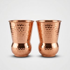 Juego de 2 Vasos de Cobre Puro para Cerveza de 500ml - Vasos de Cobre Martillado de 16oz - Jarras de Cerveza de Metal Aisladas para Bares y Pubs al por Mayor - Product Image 1