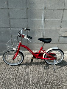 Bicicleta Azul de 20 Pulgadas con Cuadro de Acero, Una Velocidad, Llanta de Aluminio, Canasta Delantera y Portaequipajes Trasero para Desplazamientos Diarios - Product Image 2