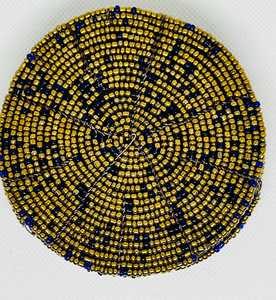 Hermosas posavasos coloridas con cuentas y elaborado trabajo artesanal de abalorios para tazas, vasos y decoración del hogar a precio económico. - Product Image 6