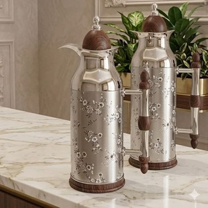 Elegante Termo de Acero Inoxidable con Diseño Floral y Asa de Madera, Aislamiento Térmico para Utensilios de Cocina y Uso Doméstico - Product Image 1
