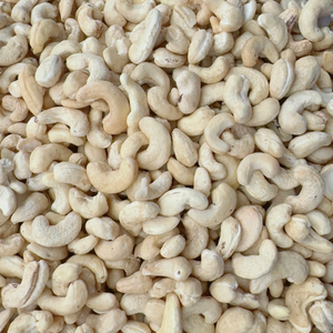 Prix négociable Noix de cajou Kaju Badam Nuts SANTIGO Noyaux de cajou OEM, ODM Réponse rapide - Product Image 1