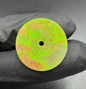 หน้าปัดนาฬิกาโอปอลสังเคราะห์ ขนาด 28.5 มม. ขัดเงาด้านเดียว หนา 0.7 มม. รูตรงกลาง 2 มม. - Product Image 1