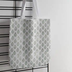 Sac à bandoulière à motif floral imprimé personnalisé Durable Écologique Mode pour femmes Sacs fourre-tout latéraux imprimés à la main - Product Image 2