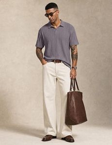 Camisas para Hombre 100% Algodón Antiarrugas |   Impresión y Bordado Personalizados |   Tela de 200g |   Fábrica de Ropa OEM |   Proveedor al por Mayor - Product Image 1