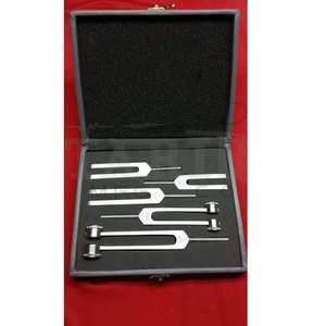 Diapasons médicaux en aluminium de haute qualité, ensemble de 5 (C128, C256, C512, C2048, C1024) pour thérapie par diapasonnement, alimentation manuelle - Product Image 1