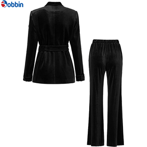 Nueva Llegada: Conjuntos Deportivos de Terciopelo Personalizados para Mujer, Ropa Profesional Sólida y Cómoda para Adultos, Ropa de Invierno, Transpirable y de Alta Venta - Product Image 4