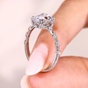 Anillo de Diamantes Ovalados con Corte Rosa en Oro Blanco de 2.15ct, Joyería de Compromiso y Boda con Diamantes Cultivados en Laboratorio, Chapado en Oro de 14k, Vermeil Eternity - Product Image 5