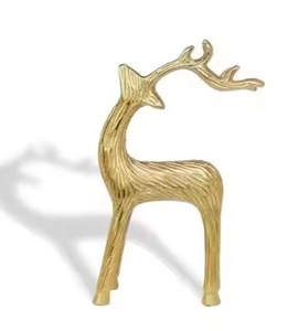 Elegante Figura Decorativa de Reno Navideño en Hierro Forjado para Interiores Modernos - Product Image 1