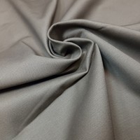 Tela Tejida Elástica de Peso Medio con Acabado Sarga 3/1, 290 GSM +/-5% Después del Lavado, 98% Algodón, 02% Elastano para Prendas de Vestir