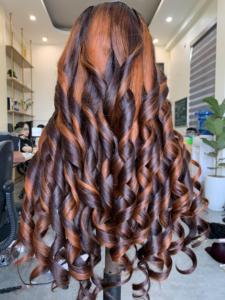 Extensions de Tissage de Cheveux Humains Vietnamiens Bouncy Curly Hair Bundles Remy - Product Image 5