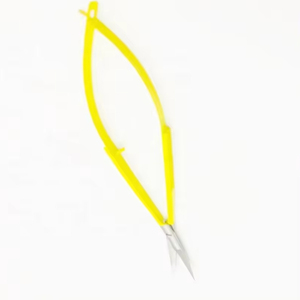Tijeras de Precisión Curvas de Acero Inoxidable con Mango Recubierto de Amarillo, Tijeras Profesionales para Extensión de Pestañas y Recorte de Cejas - Product Image 2