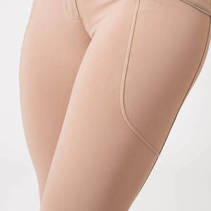 Leggings pour femmes à taille haute, longueur intégrale, imprimé géométrique, poches, extensibles dans quatre directions, tricotés en spandex et nylon - Product Image 4