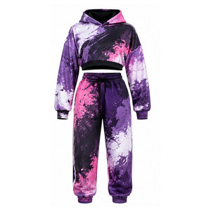 Ensemble de sweats à capuche courts pour femmes, en tissu doux et confortable, coupe moderne et design assorti pour un style quotidien. - Product Image 1