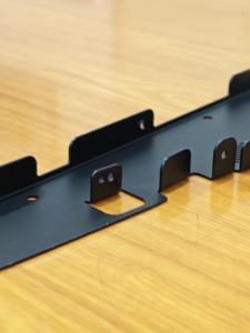 Plaque de montage ventilée en tôle d'acier thermolaquée pour armoire de commande industrielle, personnalisable OEM (marque et modèle) - Product Image 2