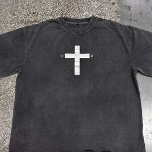 เสื้อยืดโอเวอร์ไซส์ผู้ชายผ้าถักเนื้อหนักสไตล์วินเทจฟอกกรด  ปักโลโก้ด้านหลังคอเสื้อ 100% ผ้าฝ้าย - Product Image 1