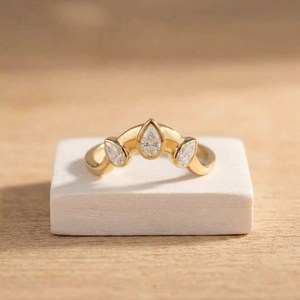 Anillo de Compromiso con Diamante Cultivado en Laboratorio, Corte Pera Brillante, Engaste en Bisel, 0.70 CT, Oro Sólido de 10K, 14K, 18K, Claridad E, VVS, Joyería Fina - Product Image 1