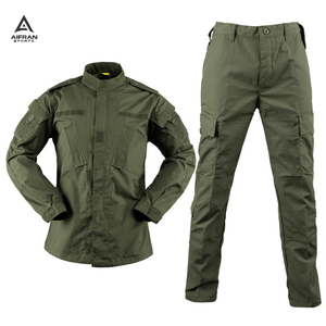 Ensemble de vêtements de sport Aifran avec logo personnalisé, tenue d'entraînement en plein air, ensemble respirant en deux pièces - Product Image 5