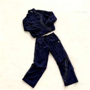 Ensemble de survêtement unisexe 2026 personnalisé avec veste coupe-vent zippée à rayures contrastées et pantalon de jogging en polyester et nylon pour homme - Product Image 2