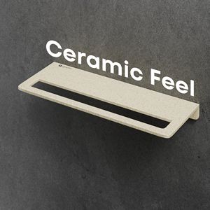 Estante para Toallas Moderno y Minimalista con Barra Inferior para Hoteles Boutique de Lujo y Proyectos de Desarrollo de Propiedades Comerciales de Alta Gama - Product Image 2