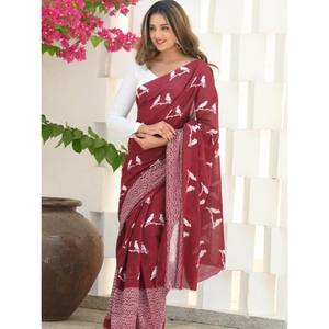 ผ้าไหมบาณาราสีทอมือสวยงาม พร้อมเสื้อคลุมแบบไม่เย็บติด สีมารูน - Product Image 1