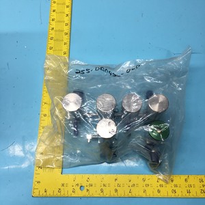 LAM 255-00042-000 ชุดท่อแก๊ส, 5 APTECH - อุปกรณ์และอะไหล่เซมิคอนดักเตอร์ระดับโลกที่เชื่อถือได้ - Product Image 5