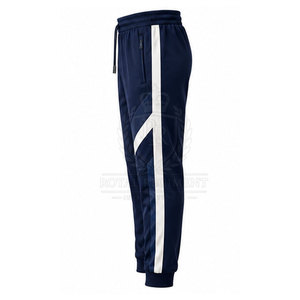 Trajes Deportivos Personalizados de Alta Calidad para Hombre, los Más Vendidos al Por Mayor, Precio Razonable, Hechos en Pakistán - Product Image 3