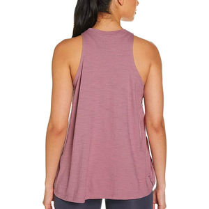 Chemises d'entraînement pour femmes avec impression par sublimation OEM |   Hauts de compression athlétiques anti-boulochage |   Équipement sportif durable avec logo personnalisé - Product Image 2