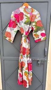 ชุดกิโมโนผ้าฝ้ายลายดอกไม้ พิมพ์ลายด้วยมือ ขนาดเดียว ชุดคลุมสำหรับเพื่อนเจ้าสาว ชุดคลุมอาบน้ำผ้าฝ้ายสำหรับฤดูร้อน ของขวัญ - Product Image 6