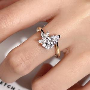 Anillo de Diamante Corte Esmeralda Premium con Gema en Oro de 18K/14K – Joyería de Aniversario y Promocional de la India - Product Image 5